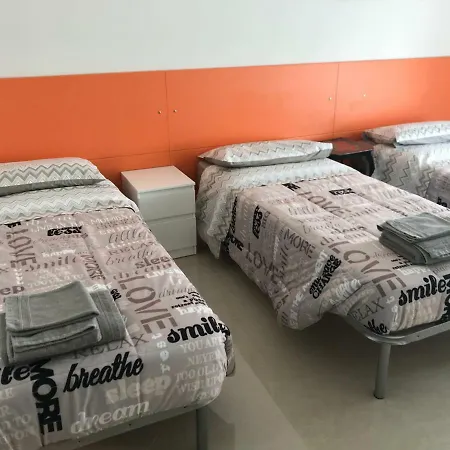 Anna Μπολόνια